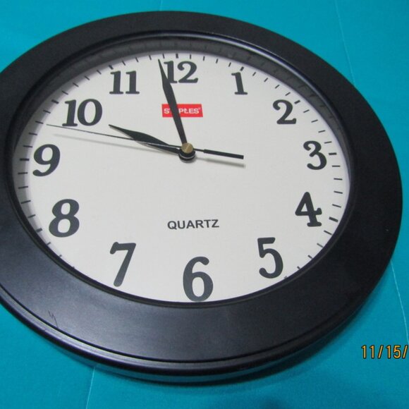 Clock - Picture 2 of 3